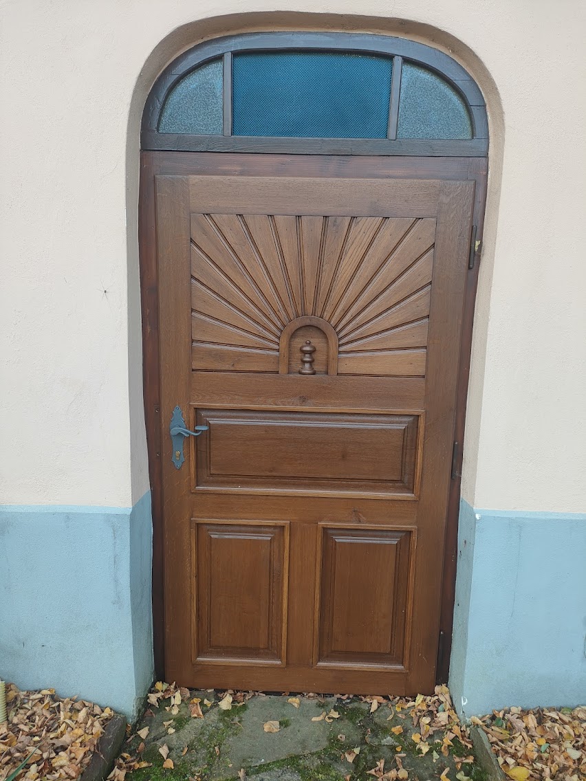 dveře Tuchonice.jpg